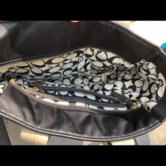 Used Coach Purse - Picture 5 of 6